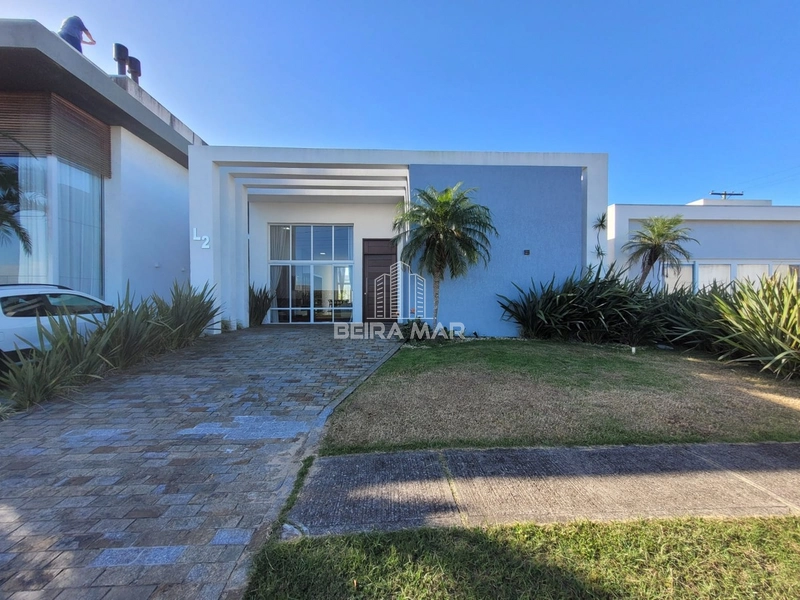 Belíssima casa térrea, no condomínio Capão Ilhas Resort