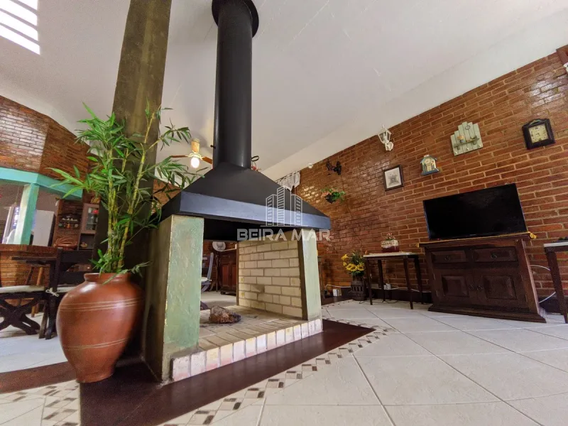 Casa térrea no centro de Atlântida: 11ª foto da galeria de imagens do imóvel