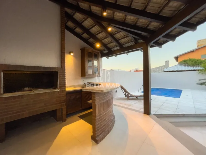 Casa no centro de Xangri-lá: 40ª foto da galeria de imagens do imóvel