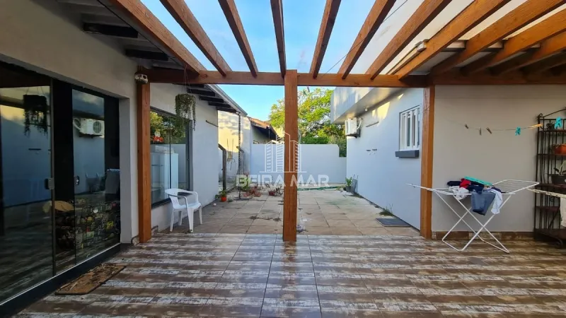 Casa no Centro de Xangri-lá: 17ª foto da galeria de imagens do imóvel