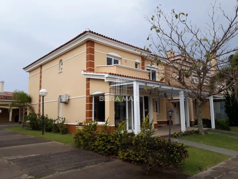 Sobrado Condomínio Beira Mar - Capão da Canoa | RS