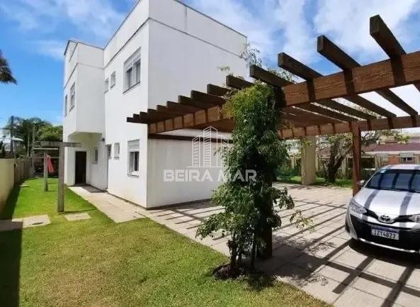 Sobrado composto por 4 suítes em Atlântida: 4ª foto da galeria de imagens do imóvel