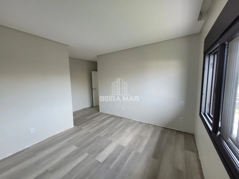 Belíssimo sobrado à venda na praia de Xangri-Lá: 25ª foto da galeria de imagens do imóvel