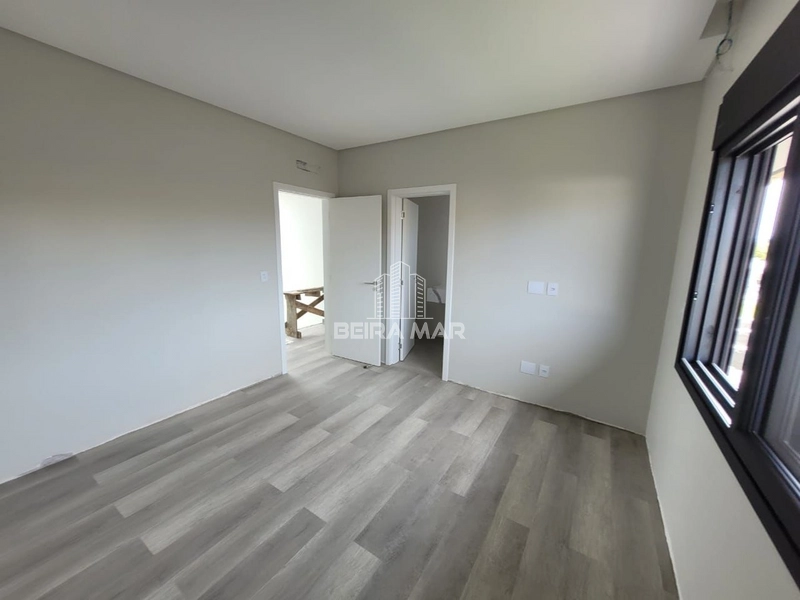 Belíssimo sobrado à venda na praia de Xangri-Lá: 21ª foto da galeria de imagens do imóvel