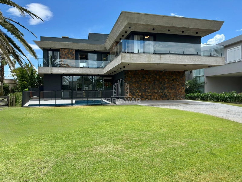 Mansão em Condominio: 1ª foto da galeria de imagens do imóvel