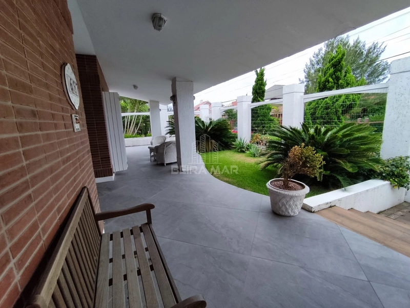 Sobrado belíssimo, na praia de Atlântida: 6ª foto da galeria de imagens do imóvel