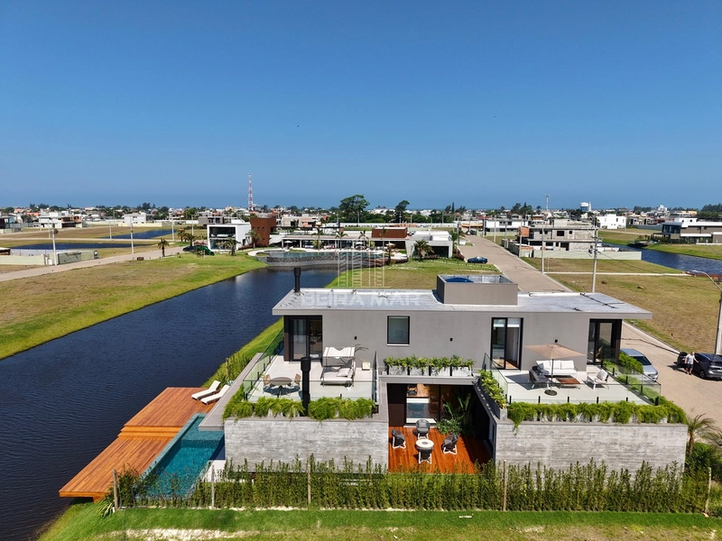 Sobrado Beira Lago: 3ª foto da galeria de imagens do imóvel