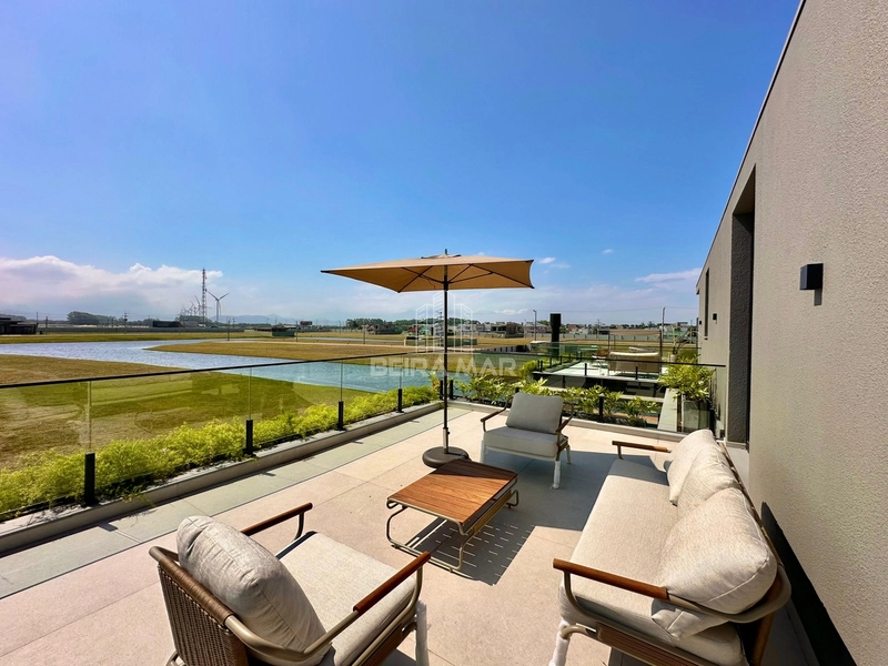 Sobrado Beira Lago: 28ª foto da galeria de imagens do imóvel