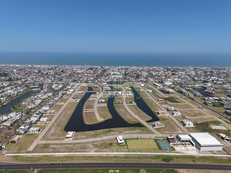 Sobrado Beira Lago: 30ª foto da galeria de imagens do imóvel
