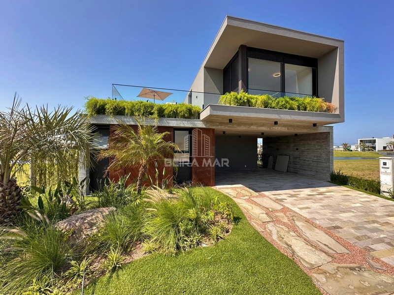 Sobrado Beira Lago: 4ª foto da galeria de imagens do imóvel