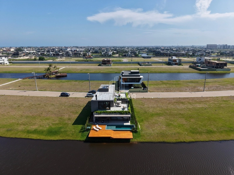Sobrado Beira Lago: 29ª foto da galeria de imagens do imóvel