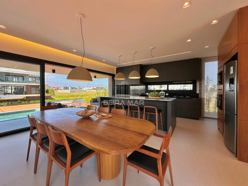 Sobrado Beira Lago: 12ª foto da galeria de imagens do imóvel