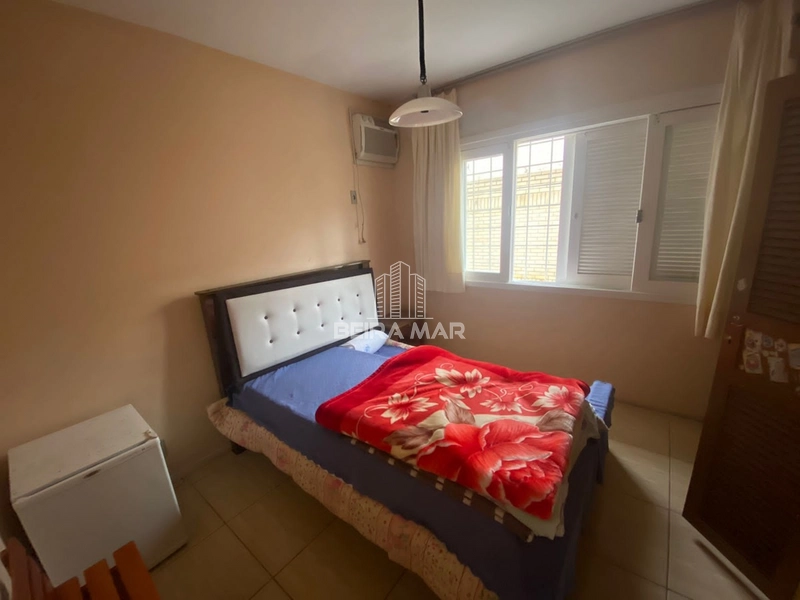 Excelente residência térrea no centro de Atlântida, frente Leste.: 7ª foto da galeria de imagens do imóvel