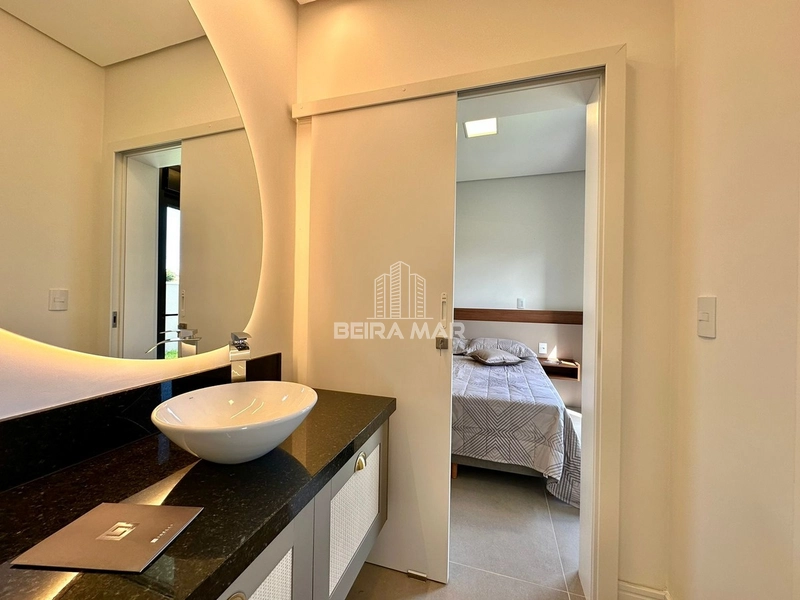 LINDA MANSÃO À VENDA COM ACABAMENTO DE ALTÍSSIMO PADRÃO: 13ª foto da galeria de imagens do imóvel