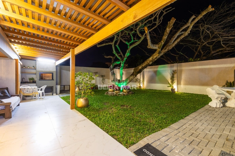 Duas casas em uma só!: 6ª foto da galeria de imagens do imóvel