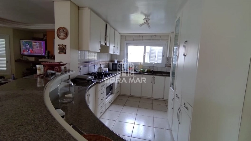 Sobrado duas quadras do Mar!: 4ª foto da galeria de imagens do imóvel