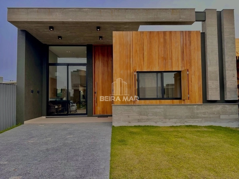 Casa no Condomínio Sunset