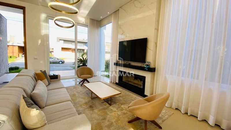 Casa beira lago Capão Ilhas Resort