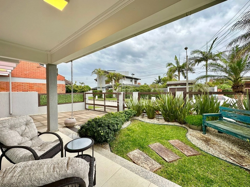 Casa térrea próxima ao mar: 13ª foto da galeria de imagens do imóvel
