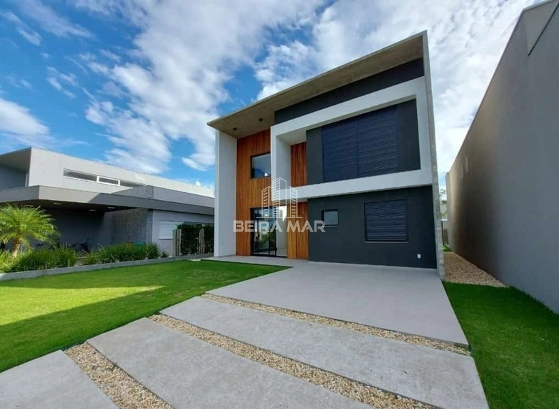 Sobrado no Condomínio Sea Coast