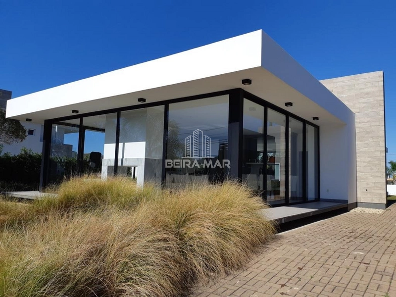 Casa no Condomínio Quintas do Lago