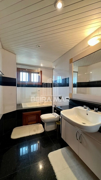 Belíssimo sobrado mobiliado e decorado!: 26ª foto da galeria de imagens do imóvel