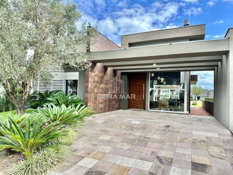 Casa beira lago no Condomínio Capão Ilhas Resort!