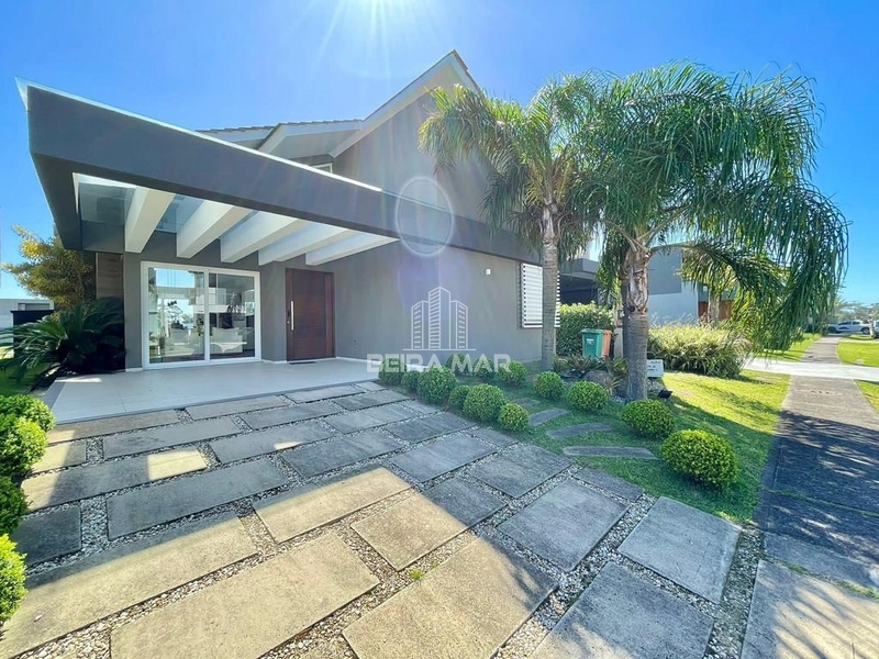 Casa beira lago no Condomínio Capão Ilhas Resort!