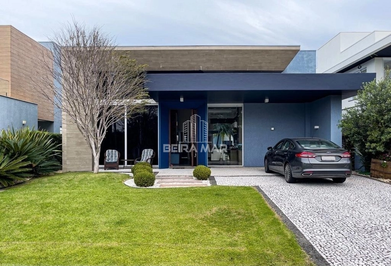 Casa Térrea no Condomínio Enseada Lagos!