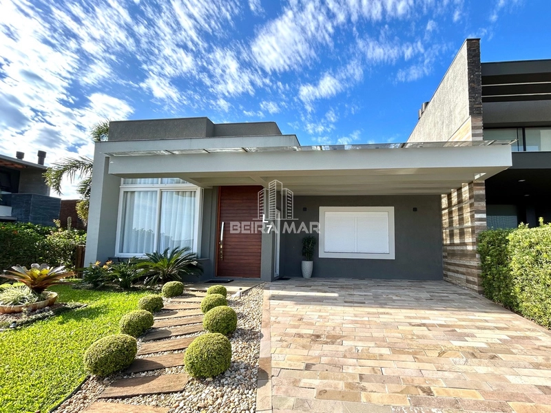 CASA TÉRREA À VENDA EM CONDOMÍNIO