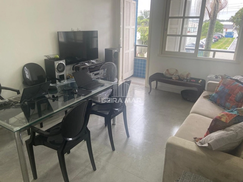 Apartamento junto à praça Central de Atlântida!: 1ª foto da galeria de imagens do imóvel