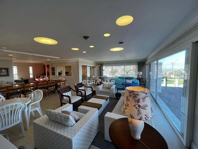 Excelente sobrado poucos metros do mar em Xangri-lá!: 6ª foto da galeria de imagens do imóvel