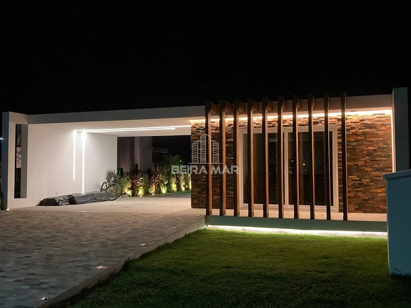 Casa no Condomínio Terrasul !