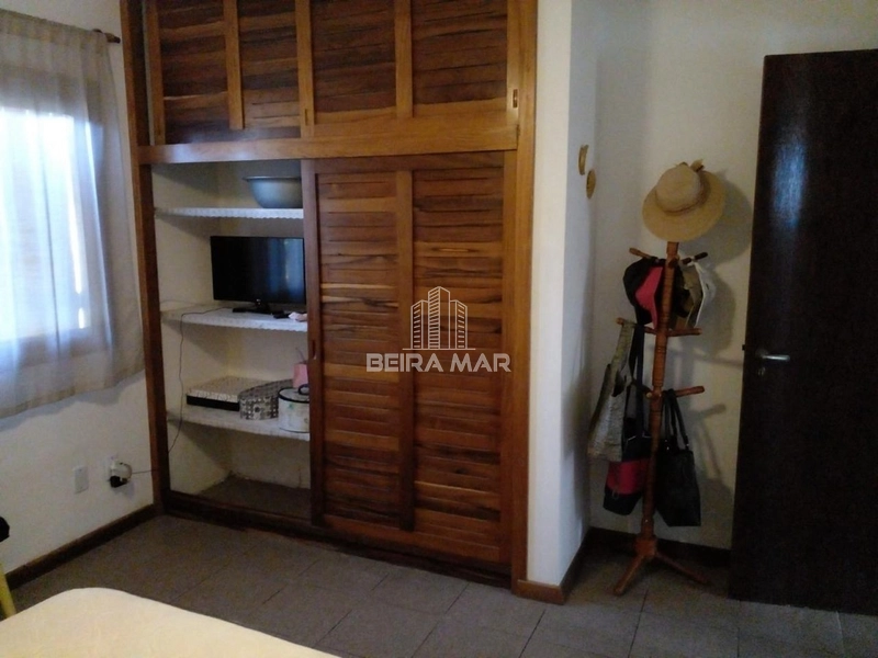 Casa no centro de Xangri-lá!: 7ª foto da galeria de imagens do imóvel