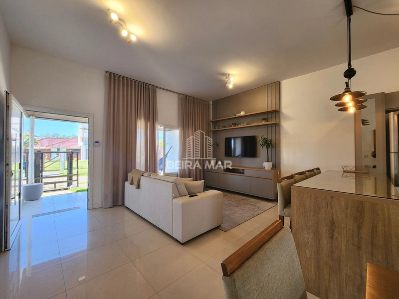 Casa térrea em Xangri-lá próxima à área verde e a 4 quadras do mar!: 2ª foto da galeria de imagens do imóvel