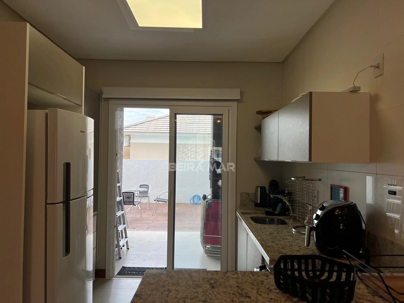 Casa em Noiva do Mar á quatro quadras do mar mobiliada !: 9ª foto da galeria de imagens do imóvel