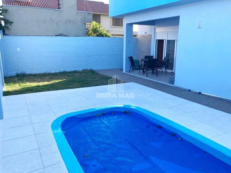Casa em Xangri-lá: 3ª foto da galeria de imagens do imóvel