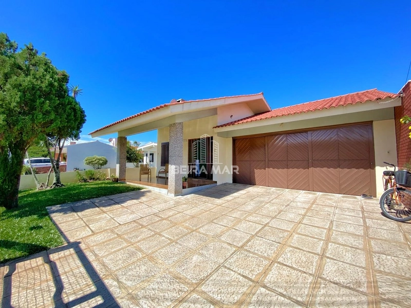 Casa em Ótima Localização: 2ª foto da galeria de imagens do imóvel