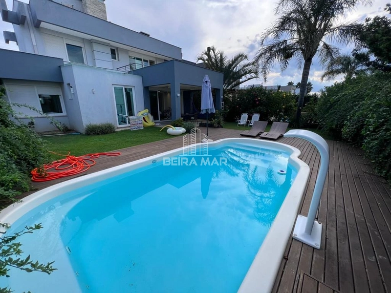 Sobrado em Condominio