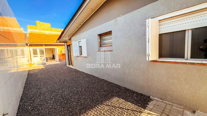 Casa de laje no centro de Xangri-Lá: 2ª foto da galeria de imagens do imóvel