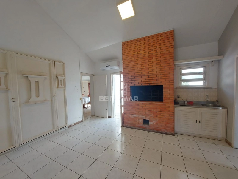 Casa de laje em 02 terrenos no coração de Atlântida.: 16ª foto da galeria de imagens do imóvel