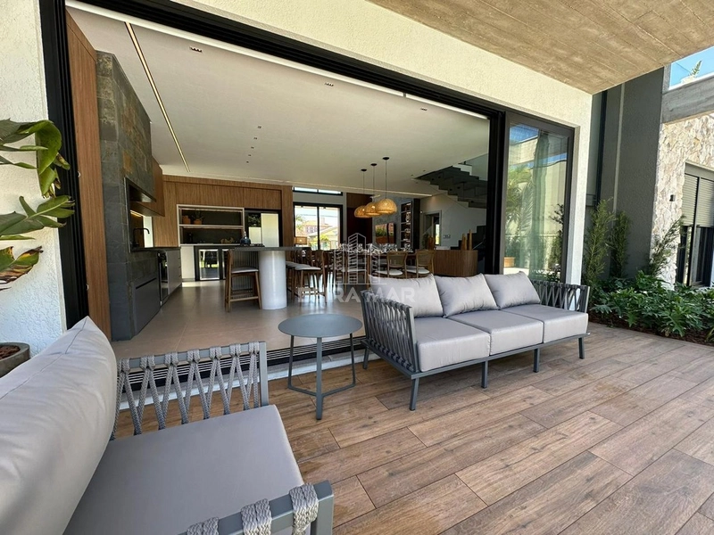 Sobrado em Atlântida: 43ª foto da galeria de imagens do imóvel