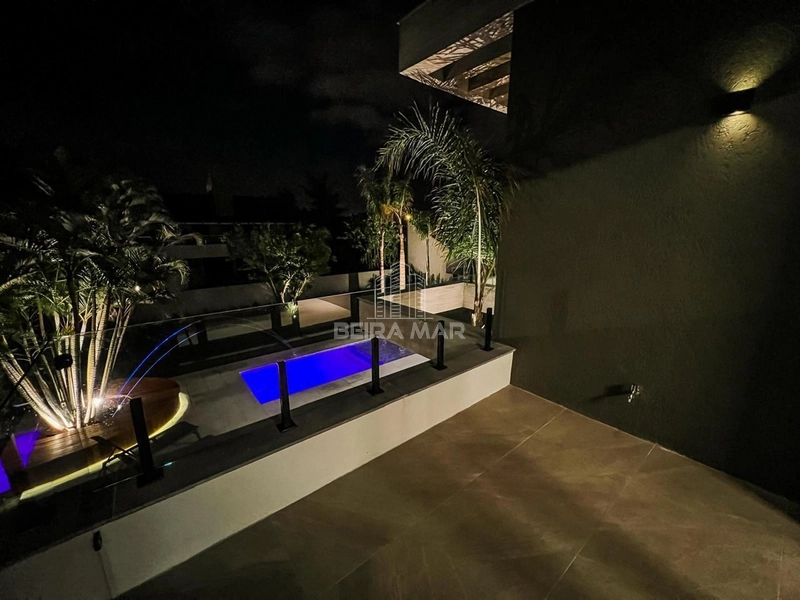 Sobrado em Atlântida: 9ª foto da galeria de imagens do imóvel