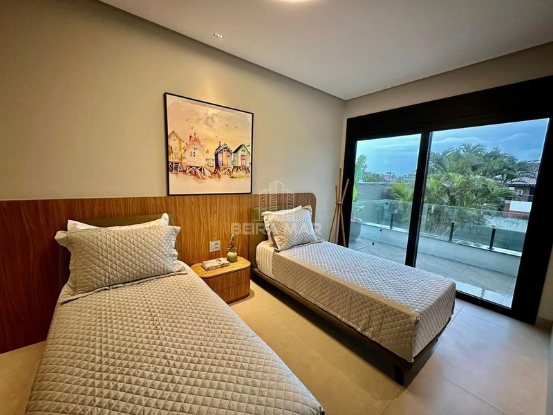 Sobrado em Atlântida: 35ª foto da galeria de imagens do imóvel