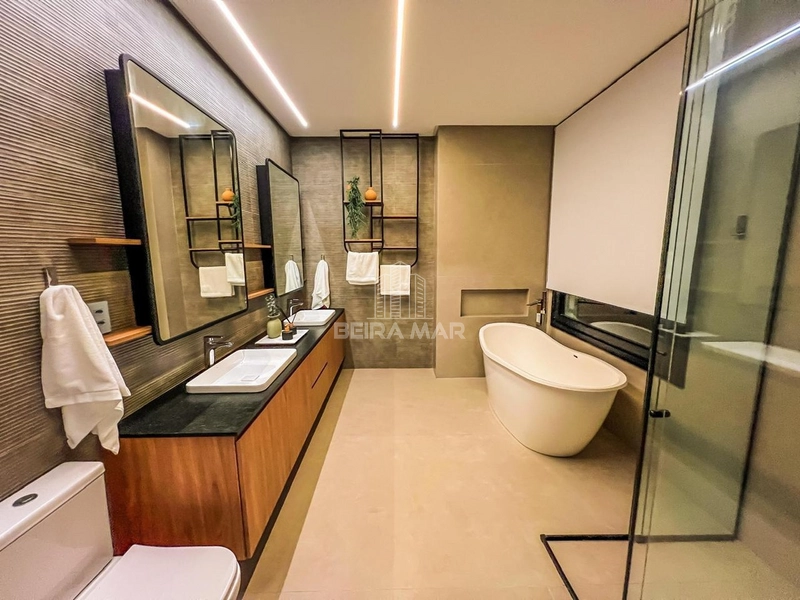 Sobrado em Atlântida: 3ª foto da galeria de imagens do imóvel