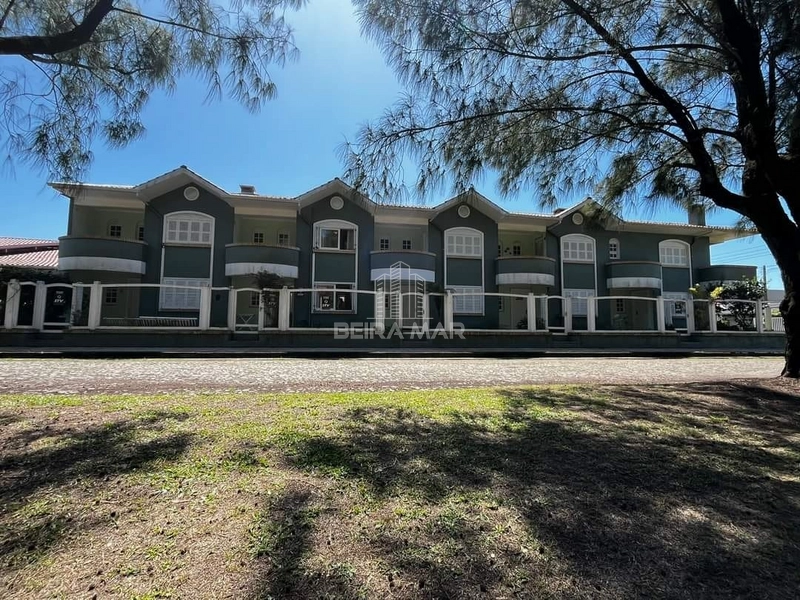 Duplex em Xangri-lá: 11ª foto da galeria de imagens do imóvel