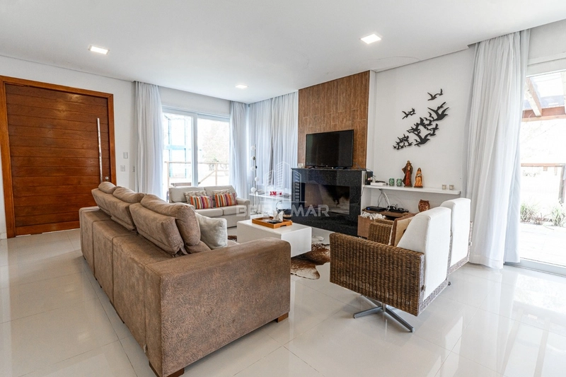 Casa em ótima localização em Atlântida: 12ª foto da galeria de imagens do imóvel