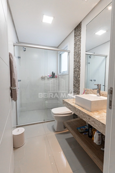 Casa em ótima localização em Atlântida: 2ª foto da galeria de imagens do imóvel