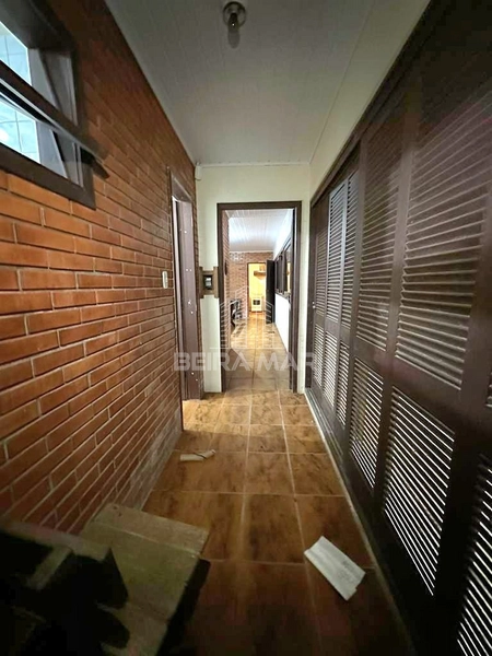 Casa térrea na área central de Atlântida: 9ª foto da galeria de imagens do imóvel