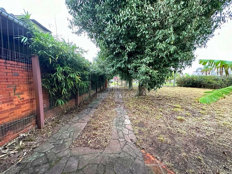 Casa térrea na área central de Atlântida: 17ª foto da galeria de imagens do imóvel